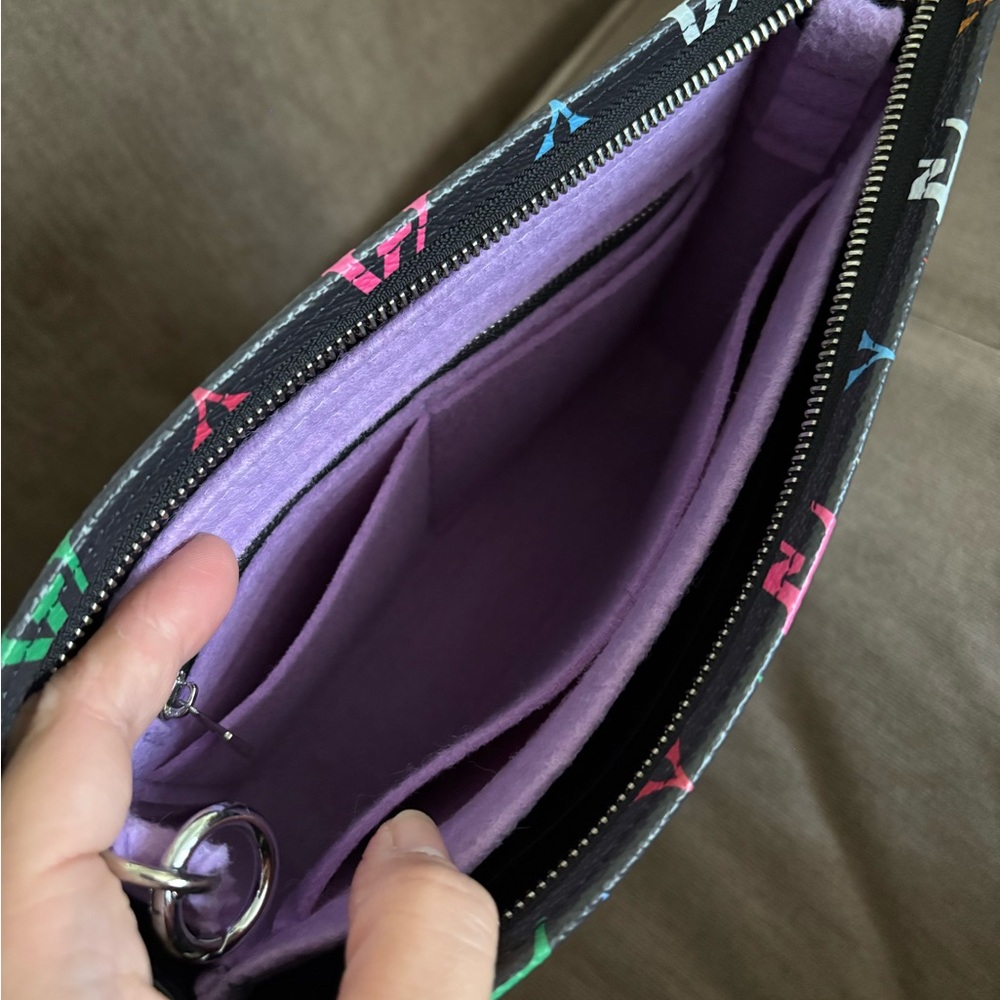 Authentic Louis Vuitton Takashi Murakami Black Multicolor Toiletry Pouch - Picture 7 of 10